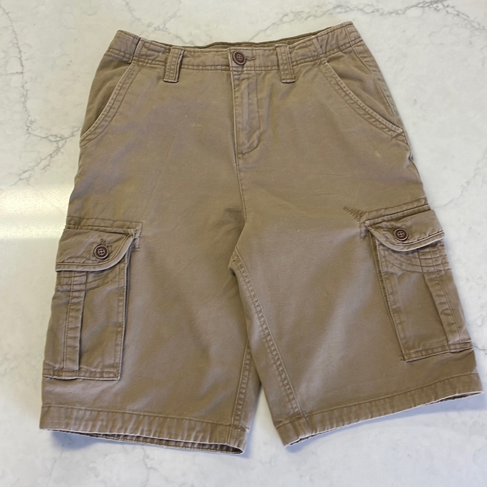 Boy’s Red Camel Cargo Shorts Khaki Size 18